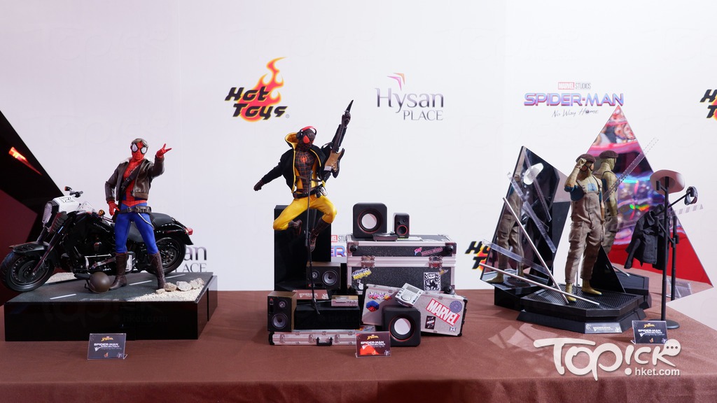 MIRROR成員江𤒹生（Anson Kong）、楊樂文（Lokman）、王智德（Alton）與Hot Toys合作。（梁樂欣 攝）