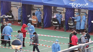 因應多宗初步陽性檢測個案／陽性檢測個案，多個指明地方被納入強制檢測公告。（陳靜儀攝）