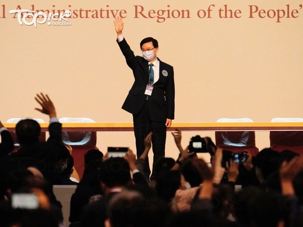 李家超感謝選委支持。(馮漢柱攝)
