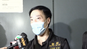 警方西九龍總區重案組於尖沙咀多間酒店進行代號「海霸」的反非法賣淫行動。（警方fb直播）