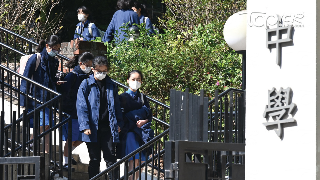 按《中學概覽》統計推算本學年全港減少35班中一。（資料圖片）