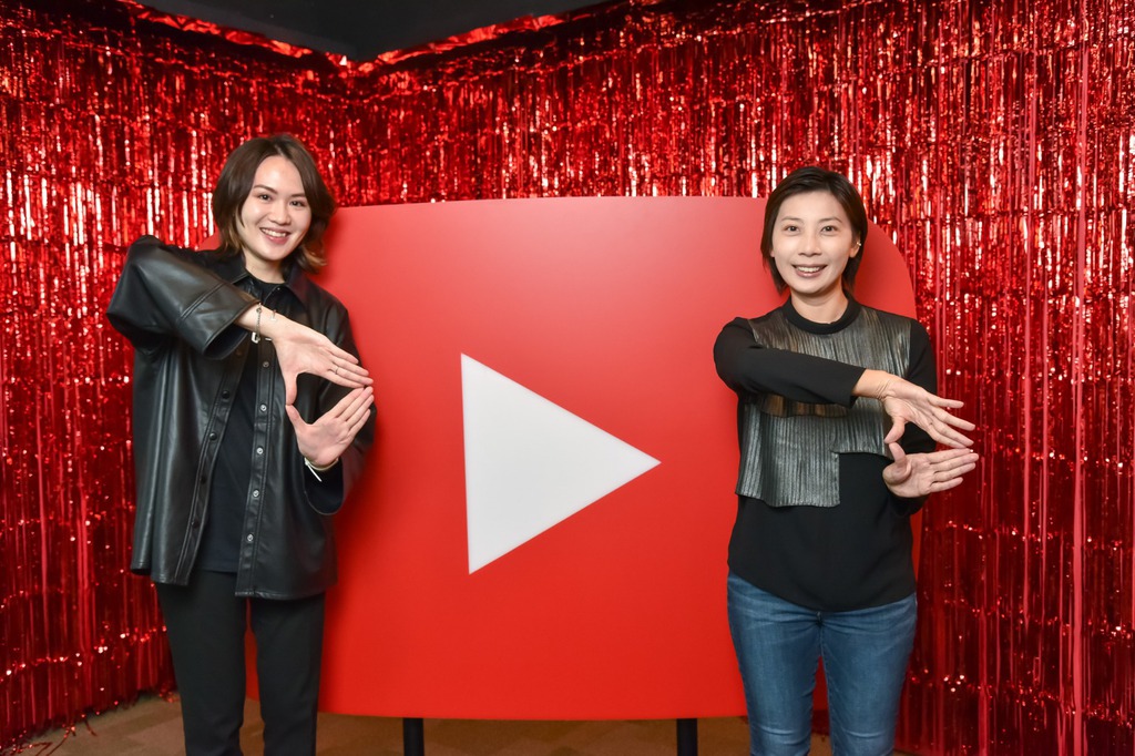 YouTube大中華區策略合作夥伴經理雷嘉雯（左）及YouTube香港代表黃紫茵 （右）。