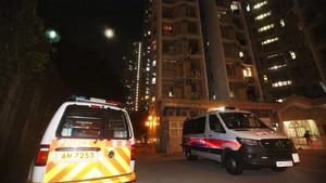 2名20多歲少女上水清河邨屋內倒斃，警方調查是否仰藥尋死（曾秋文攝）