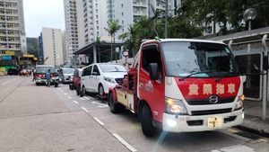 深水埗嚴打違泊警發2,898張告票，至少涉逾92萬元罰款。（警方提供）