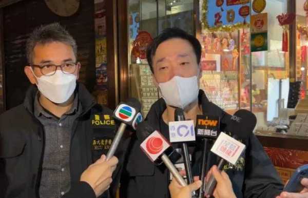 警方表示4名男賊人年齡24至53歲,其中一人相信是非法入境者。