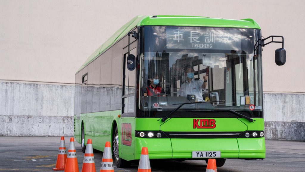九巴首次招聘5天工作制車長。 (九巴圖片)