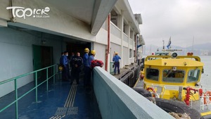 北角碼頭員工懷疑有人墮海遇溺，警方及消防搜索後未有發現（黃傑偉攝）