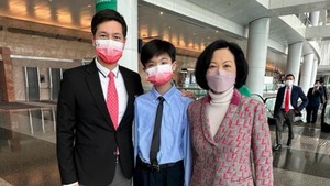 左起：吳傑莊、賢仔、葉劉淑儀合照。（吳傑莊Facebook圖片）
