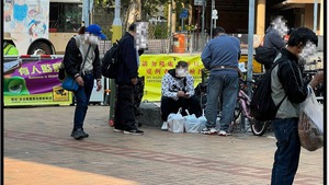 水貨客再度猖狂阻街，警上水拘46歲女貨值3萬。（警方提供）