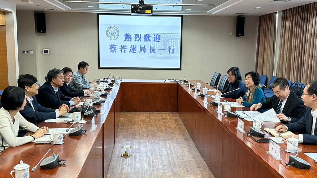 蔡若蓮今日（15日）起展開兩天北京訪問行程，包括到訪北京師範大學。（蔡若蓮facebook）