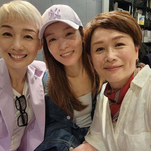 零濾鏡「真面目」表露無遺。 (取自instagram)