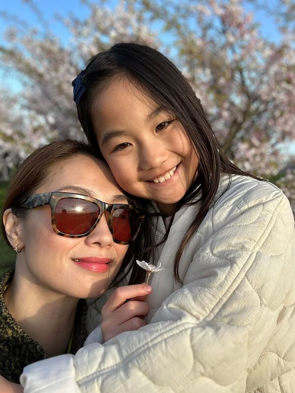 兩母女感情很好。