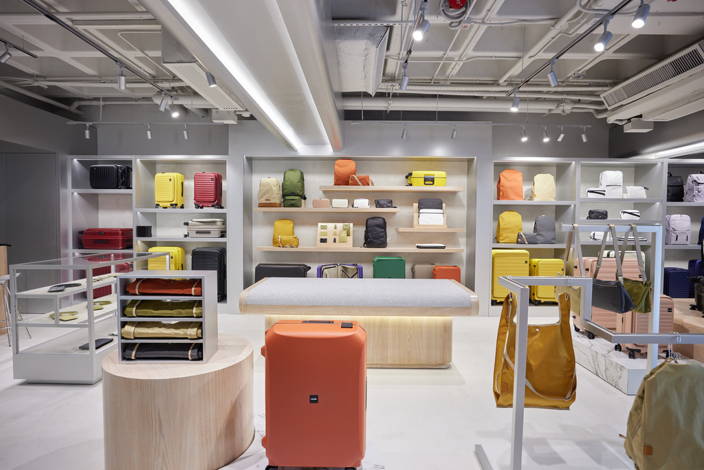 K11新店除了Lojel 最暢銷的行李箱Cubo 和Voja，亦展示了品牌最新的日常裝備系列。