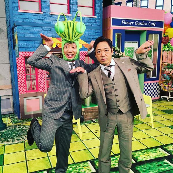 市川猿之助與堂哥香川照之（右）。