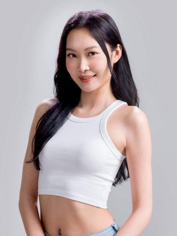 02.姜依寧
