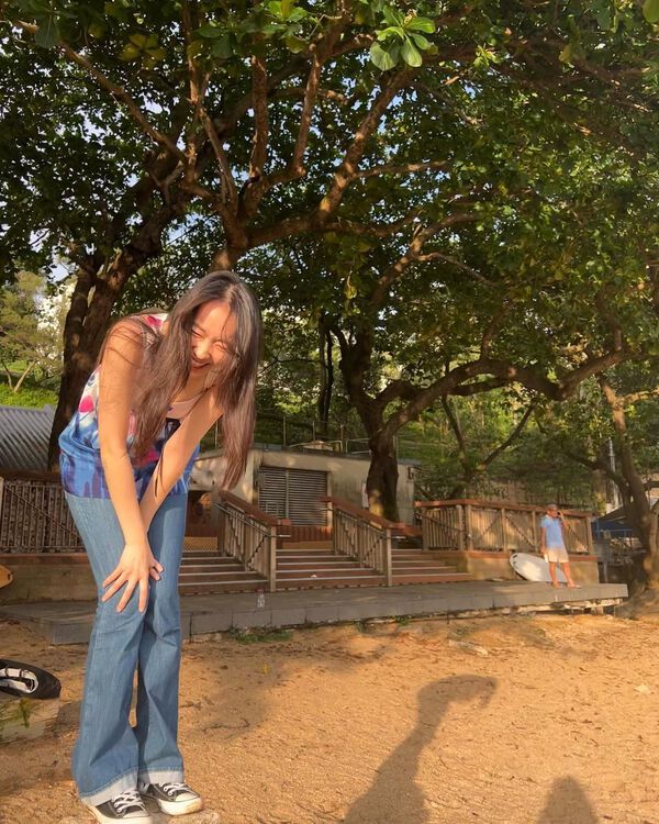 Ashley在赤柱的獨照。(IG圖片)