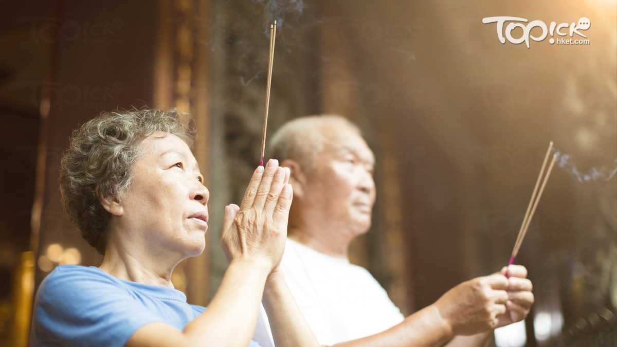 burning-incense-and-lung-cancer-industrialized-incense-candles-linked