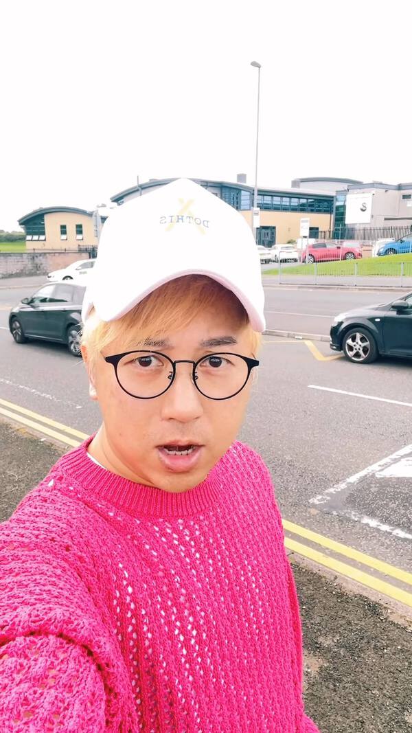 子博拍下兒子的校園環境。