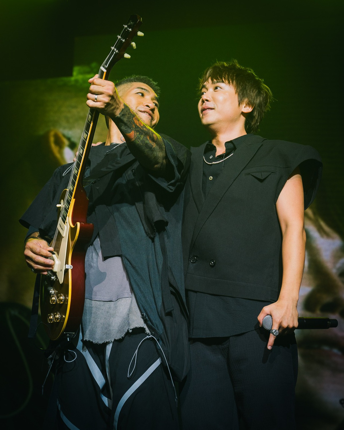 KOLOR演唱會】Bass手阿昇向女友驚喜求婚ToNick任嘉賓組ToNicKOLOR台上Rock爆演出