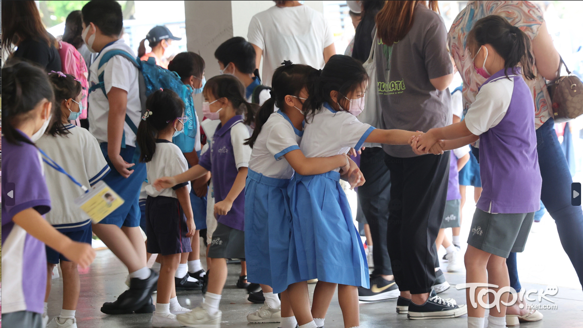 【學童壓力】28小學1年4考部分擬減考試增外出活動紓學童壓力- 香港