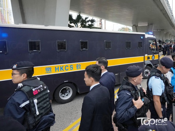 黎智英囚車入法院。(林宇翔攝)