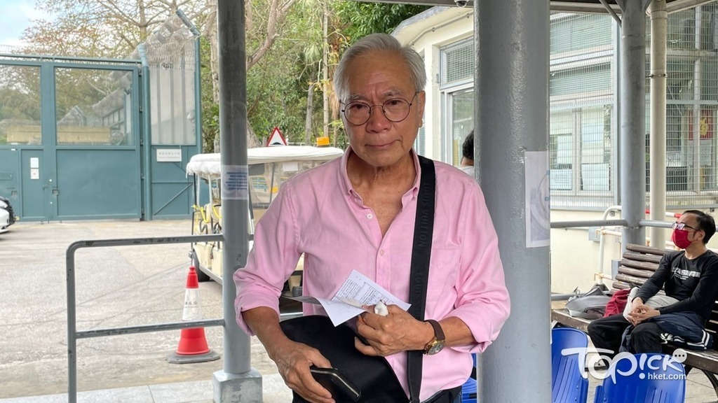 深情李龍基連續4天到大欖探未婚妻王青霞。