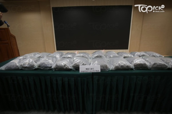 海關毒品調查科昨於香港國際機場,搗破一宗航空旅客販運大麻花案件,檢獲20公斤大麻花,市值400萬元。