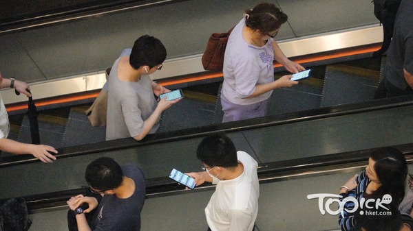 「7字頭電話」詐騙冒起,隨機撥打給市民。(資料圖片)