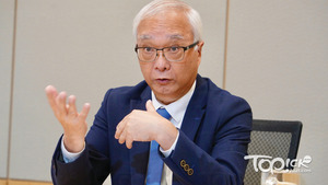 謝展寰指，香港近期入選為全球9個可持續旅遊城市之一，最近推行的「走塑」措施記一功。（梁偉榮攝）
