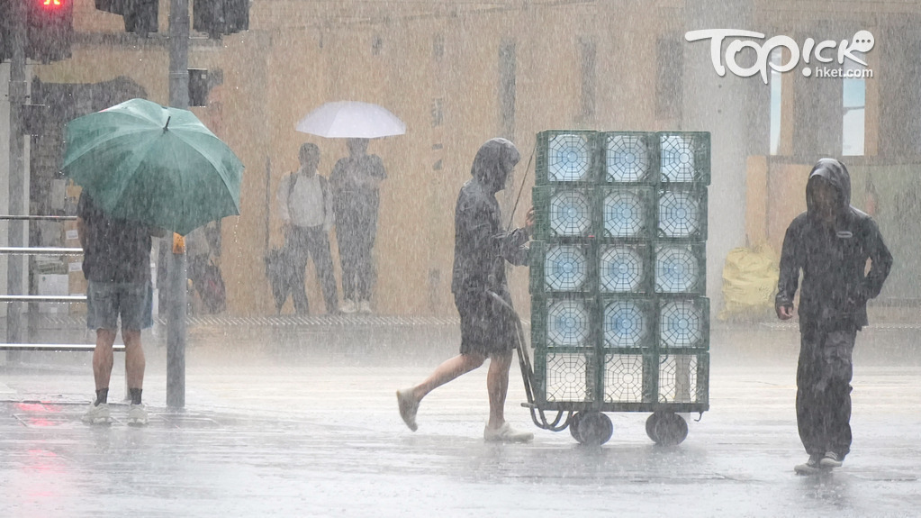 未來兩三日廣東沿岸有驟雨及雷暴。（資料圖片）
