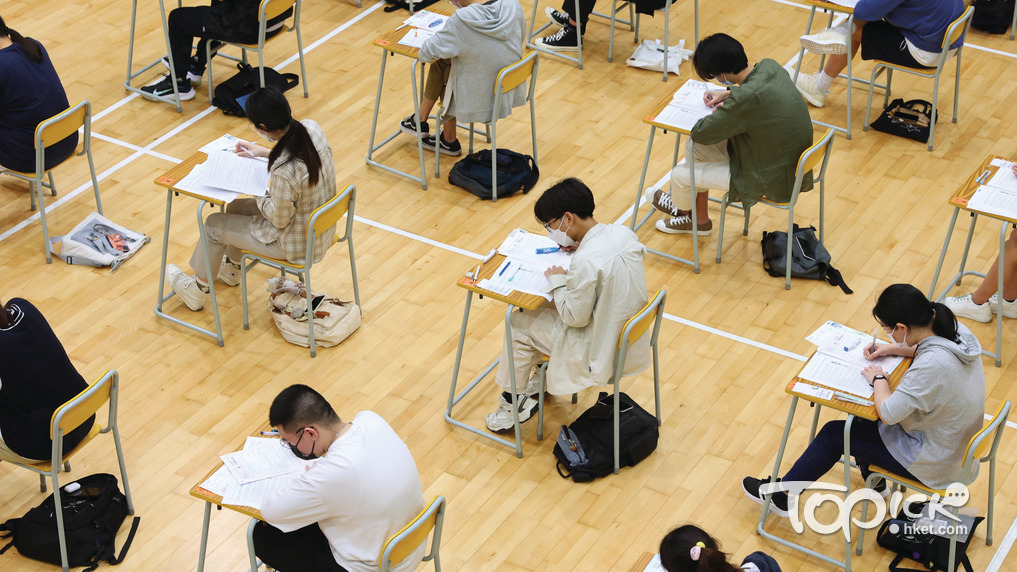 本年覆核成績申請總人數近1.7萬，佔整體出席考生的34.1%，與去年相若。(資料圖片)
