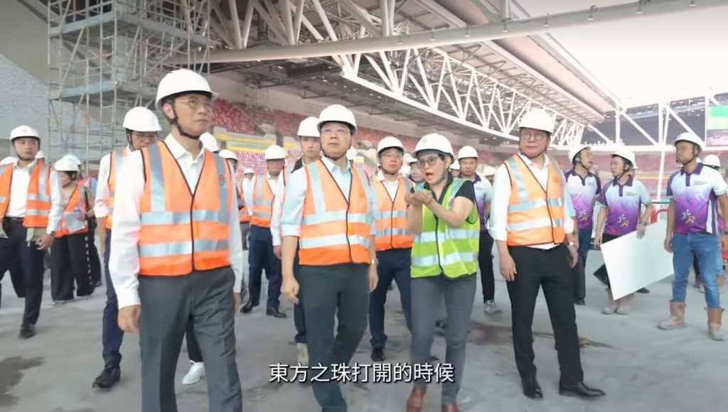 特首李家超上周二（8月27日）到啟德體育園視察。（李家超fb圖片）