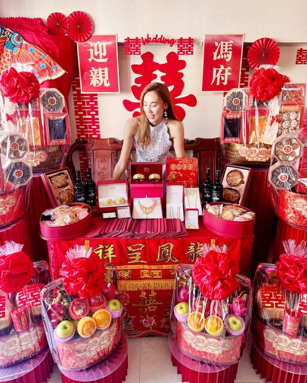 黎寬怡過大禮。