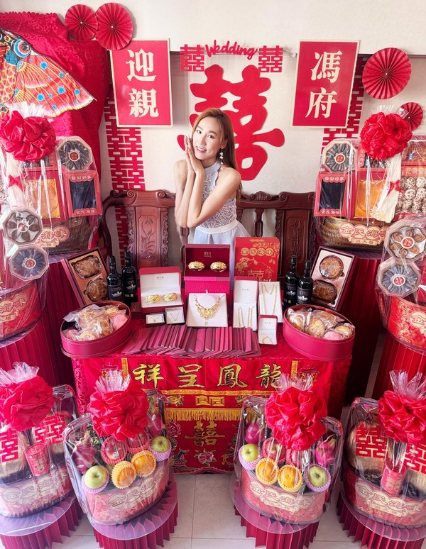 黎寬怡過大禮。