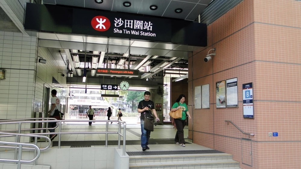沙田圍站附近信號設備故障，屯馬綫來往烏溪沙及屯門的車程延長10至15分鐘。（香港鐵路大典網站）