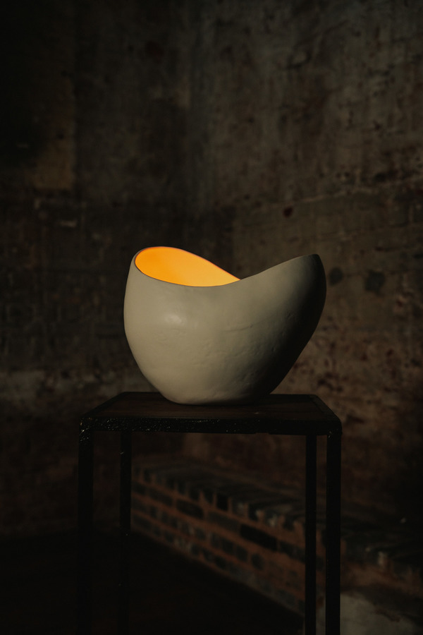 Light Sculpture 3kg Ginger White雕塑。($8,100)