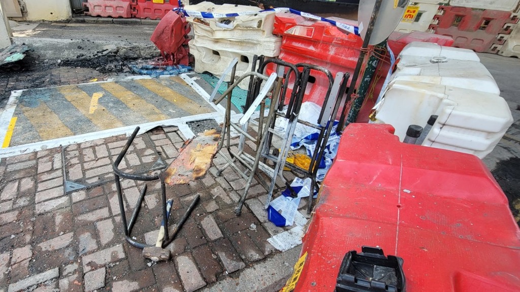 油麻地廟街歌唱檔口發生縱火案。（讀者提供）