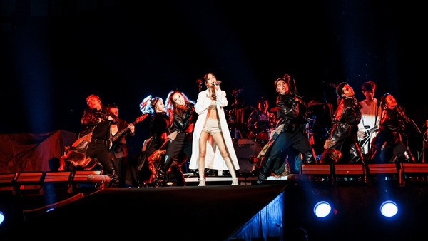 Marf於Coldplay演唱會當客席嘉賓,穿上Fendi新裝。