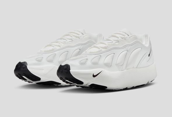 Nike Sense 96球鞋換上了白色新裝。($2,299)