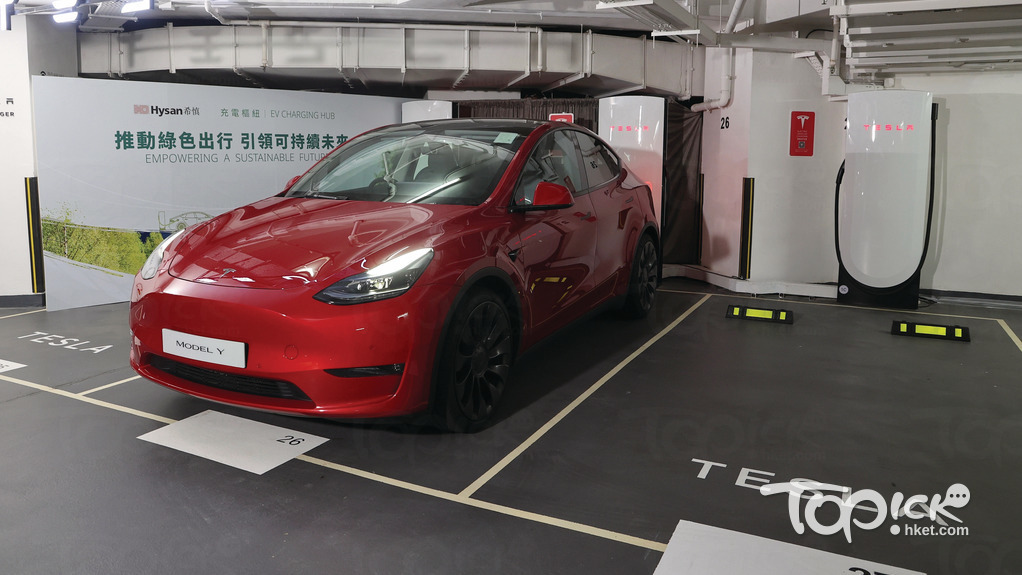 政府提出調整電動私家車牌照費架構。（資料圖片）