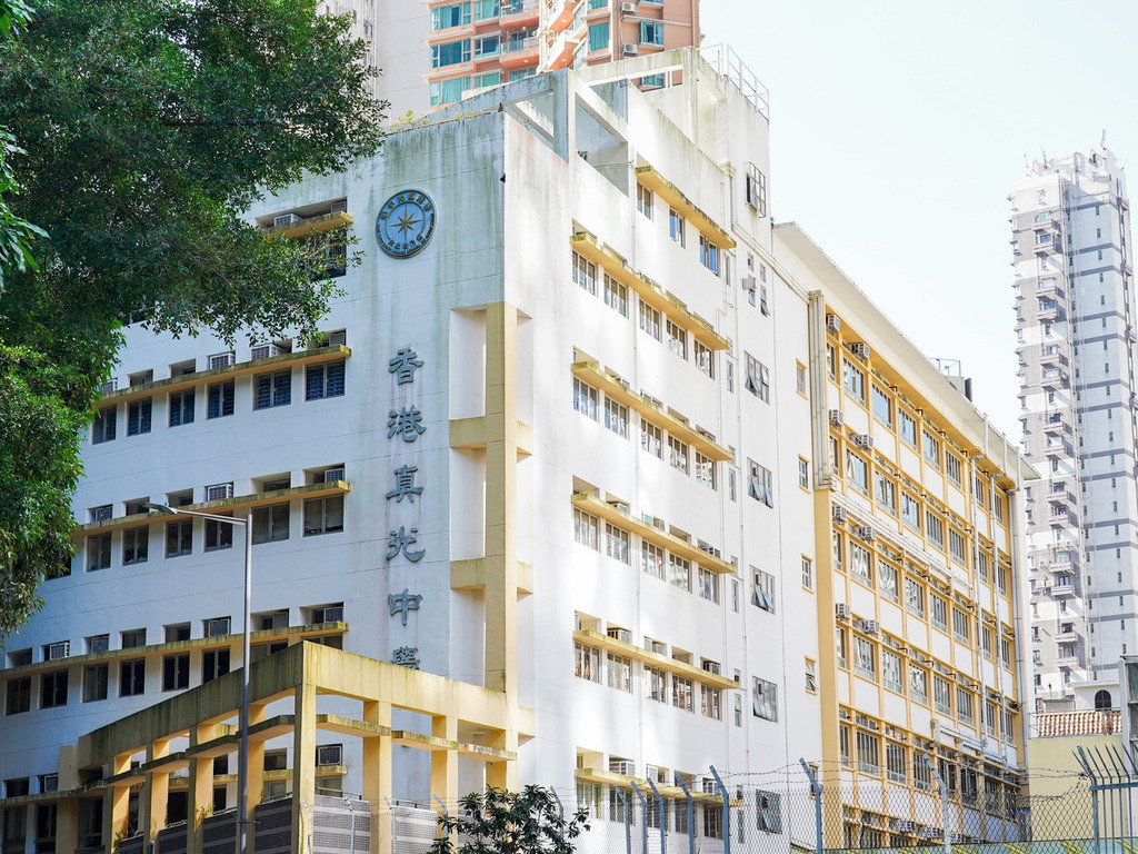 香港真光中學中一至中四設英語話劇課程，並以不同藝術形式，如布偶、沙畫，增加學生用英語表達的興趣及信心。（經濟日報資料圖片）