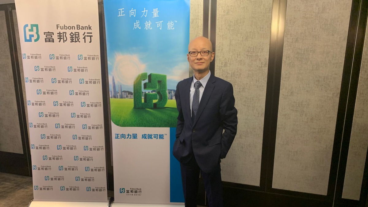 大行看法｜富邦潘國光：若港元跌一至兩成、更多市民或留港消費恒指12個月見27000點