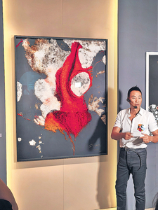 跨界展示香港時裝文創魅力 任達華轉化生活歷練為藝術靈感