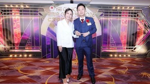 鍾培生莊雅婷結婚｜月初高調訂婚月底低調結婚　鍾培生、莊雅婷不搞世紀婚禮？