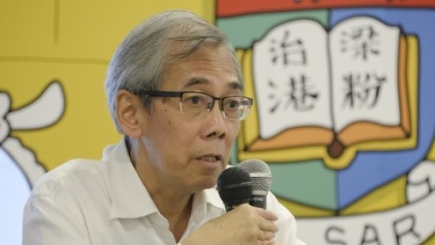 港大畢業生、公務員事務局前局長王永平亦有份聯署。（曾耀輝攝）