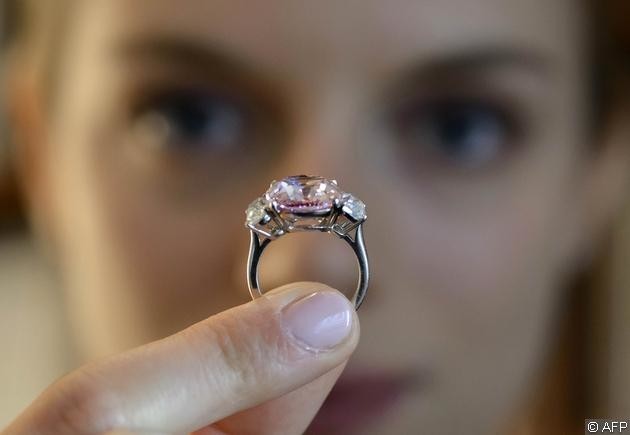 求婚戒指要幾大隻先夠？（圖片來源：AFP）