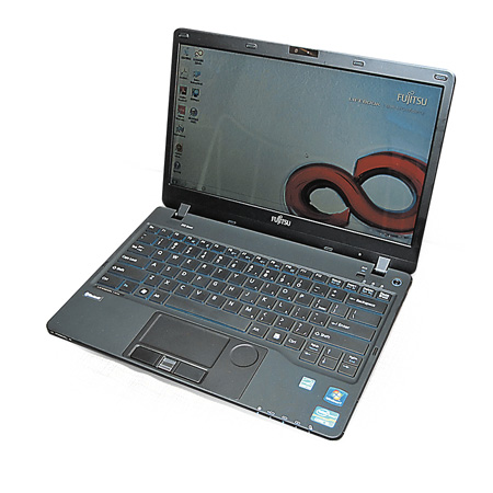 fujitsu lifebook sh771